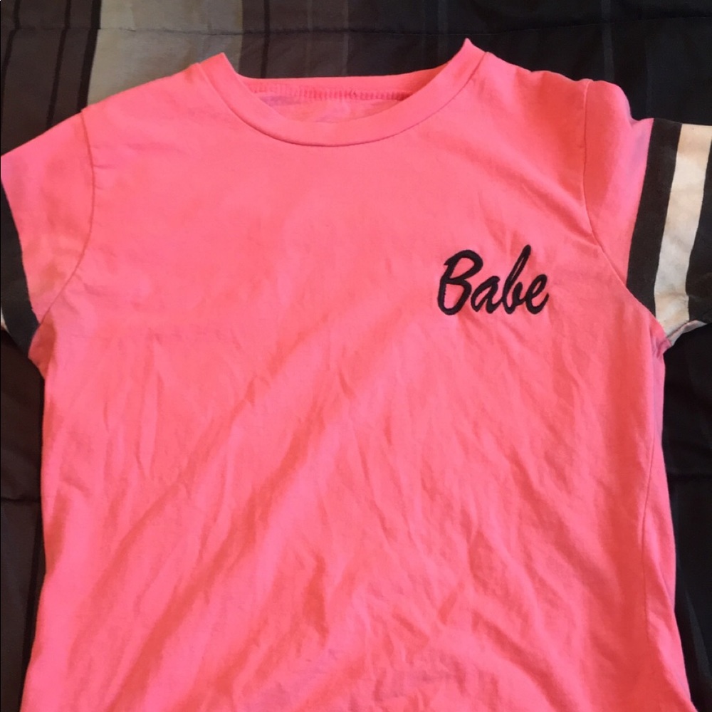 Pink Cropped Top - Picture 2 of 3